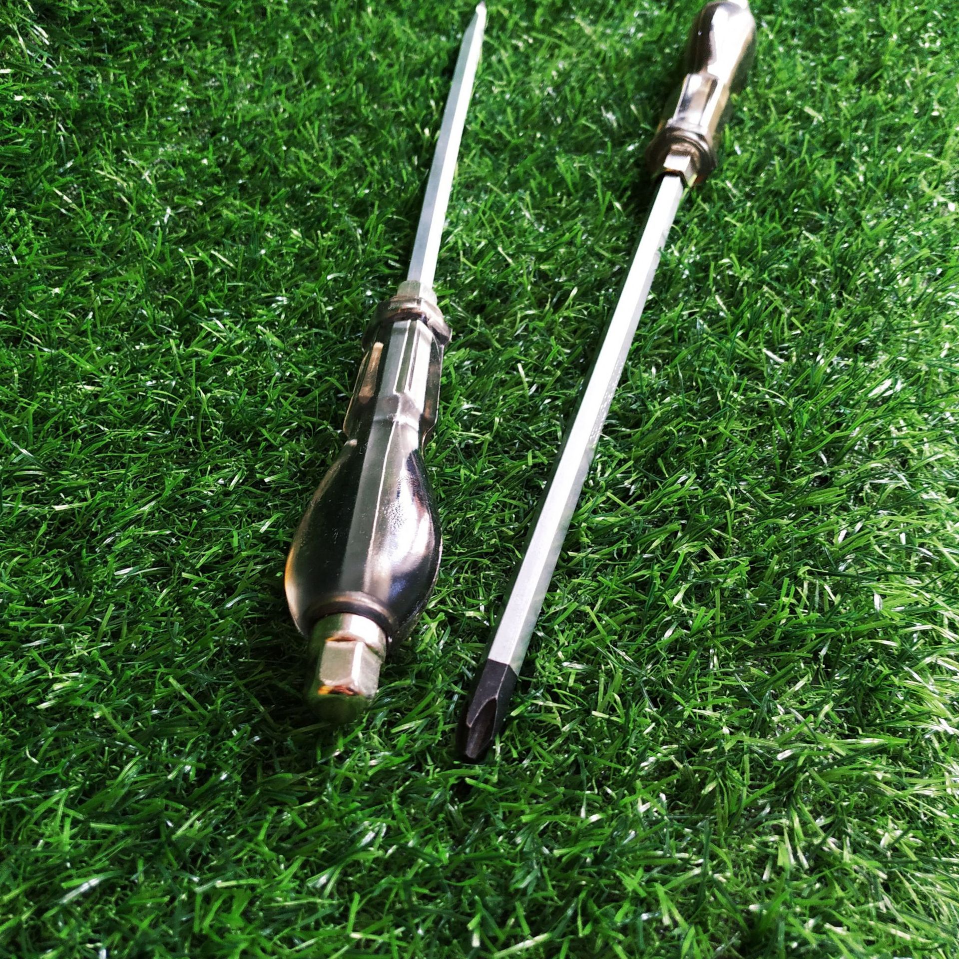 Wholesale of 35 cm large screwdrivers from the manufacturer, including through-hole screwdrivers and magnetic flat-mouth screwdrivers Specification drawing