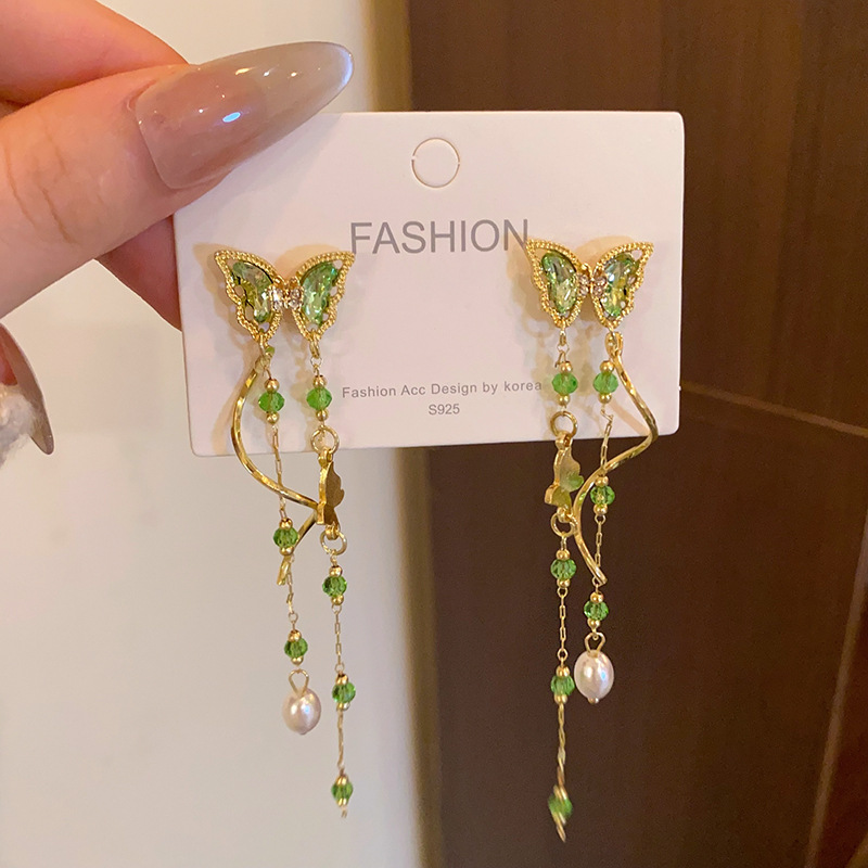 Super ethereal and slimming long butterfly earrings, fashionable and fresh green crystal tassel earrings, sweet and versatile earrings for women Specification drawing