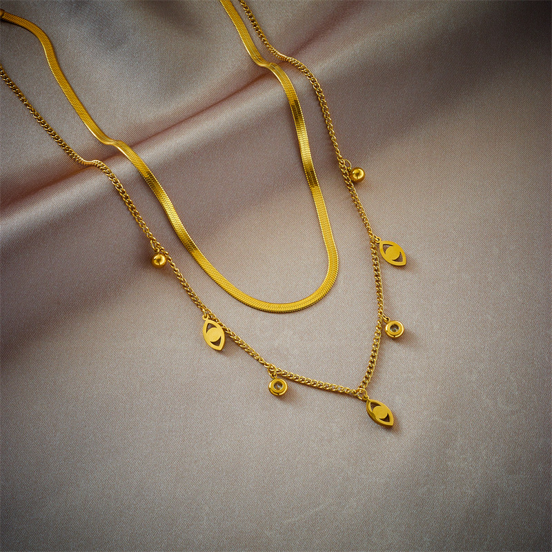 A stylish and simple double-layer titanium steel chain with diamond eye pendant from Europe and America, a punk high-end and versatile necklace details Picture