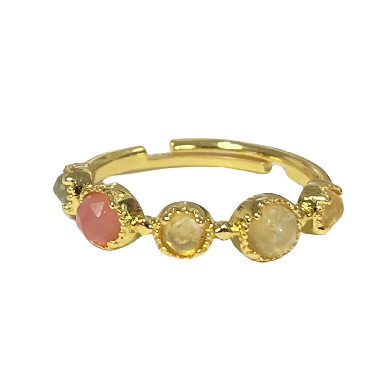 A simple and elegant index finger ring with a touch of high-end style and a heart lace lace opening, a retro layering ring for women Item Picture