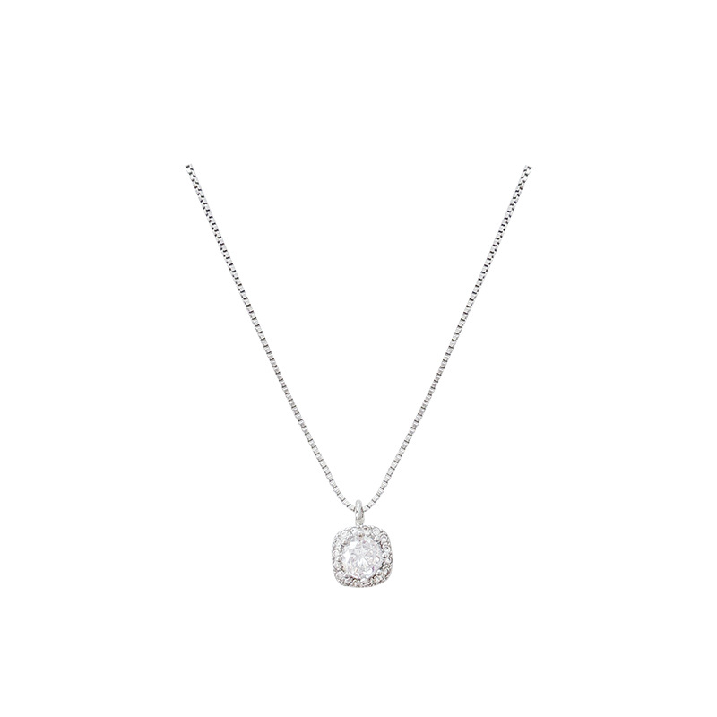 Little Sugar Cube ~ Exquisite diamond-encrusted zircon titanium steel necklace, a versatile collarbone chain for women's fashion and temperament, a popular neckchain accessory Item Picture