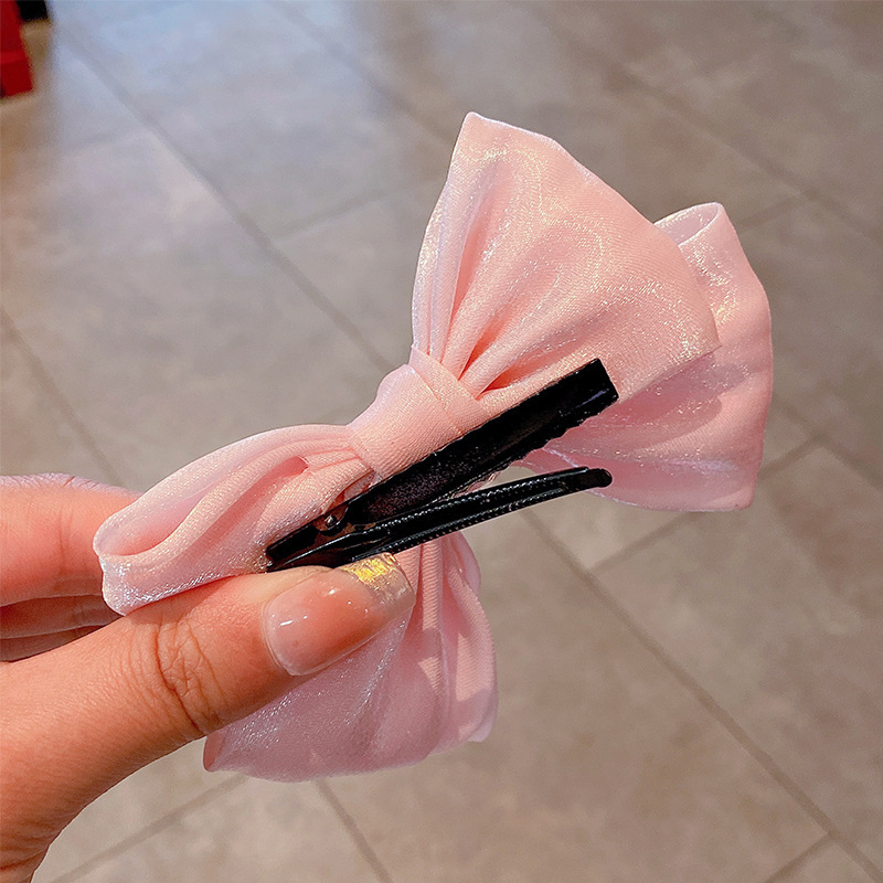 Children's hair clips, girls' princess crown bow headwear, girls' non-damaging hair clips, hair accessories, baby Hanfu accessories Application Scenario