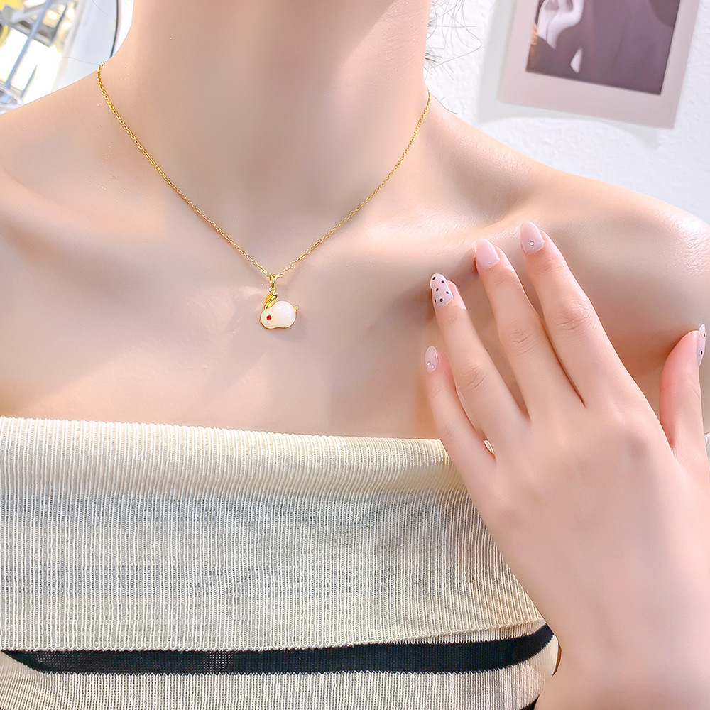 2023 New Style Rabbit Year simple Little rabbit titanium steel necklace, versatile and personalized for women, popular collarbone chain, high-end accessory Specification drawing