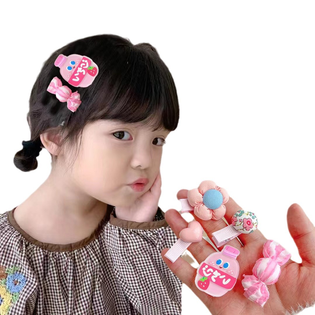 The new baby hairpin is not harmful to hair. It is cute and super cute. It is a headpiece for children. It is a duckbill clip and a small clip for infants and toddlers Item Picture