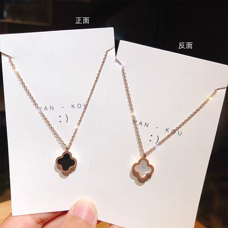 Titanium steel double-sided simple four-leaf clover necklace, women's Instagram trendy classic shell pendant, Internet bestseller, non-fading accessory full figure