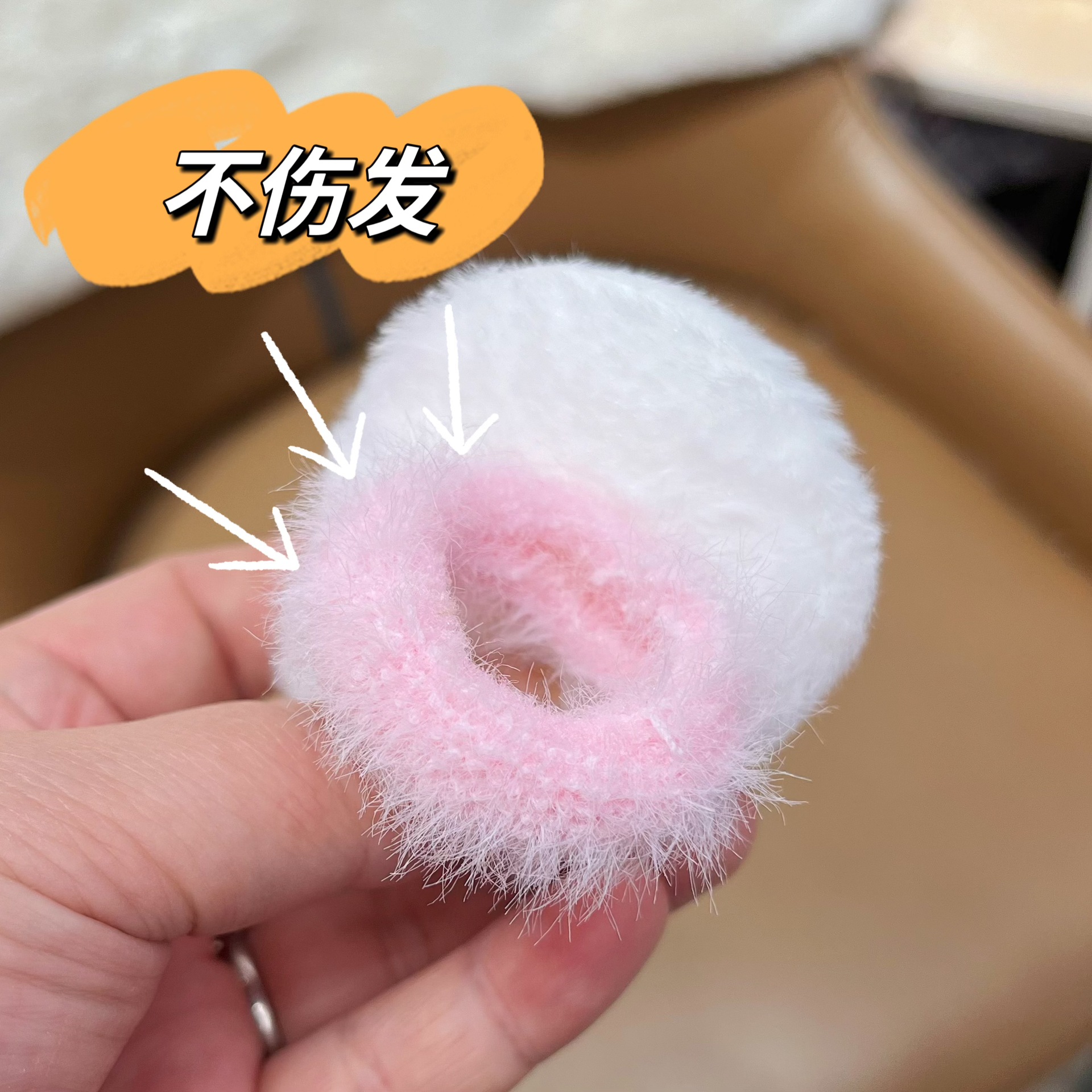 Children's strawberry rabbit cartoon plush hair clips and hair accessories, cute baby blush, rabbit hair strings, side clips, bangs clips, headwear details Picture