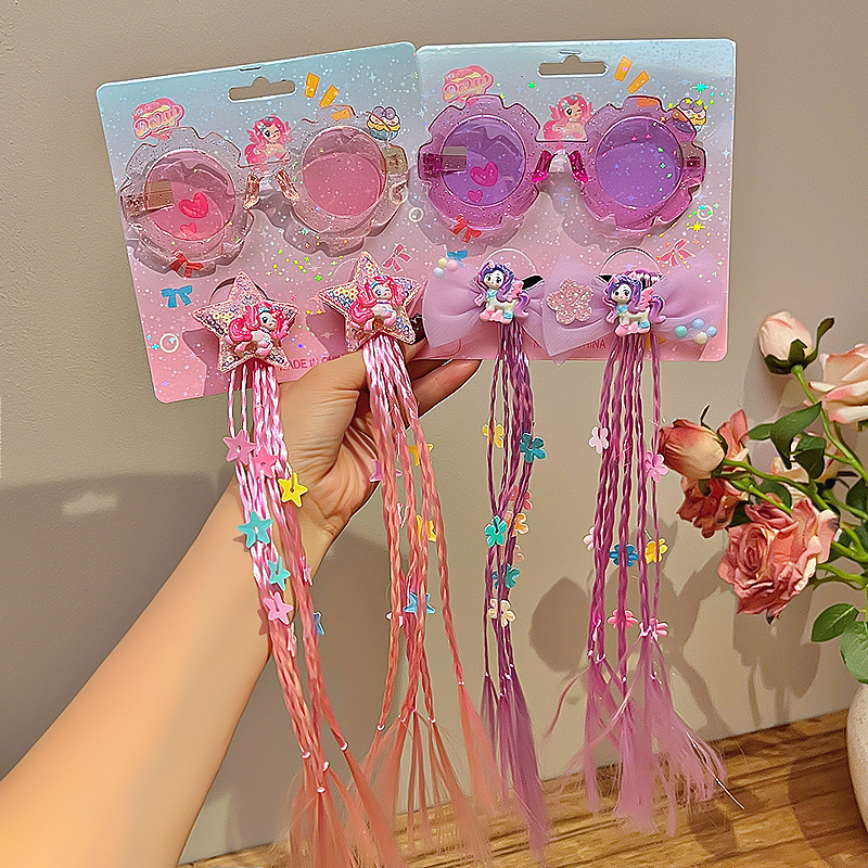 Children's cartoon sunglasses, hair bands, little girls' bow wigs, braids, girls' ponytail braids, hair clips, girls' hair accessories Application Scenario