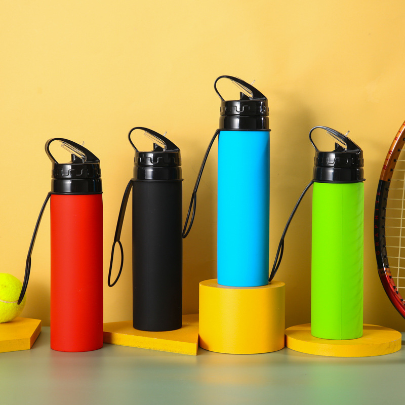 Creative silicone folding sports water bottle with outdoor portable cold water bottle 600ml cola bottle custom water cup full figure