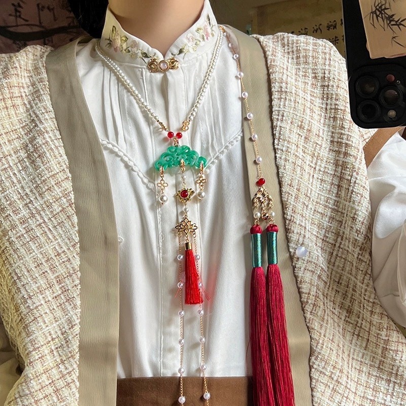 Long suffix tassel necklace with cloud back, Ming Dynasty Hanfu accessory, ancient-style peace and longevity lock, new Chinese retro style Specification drawing