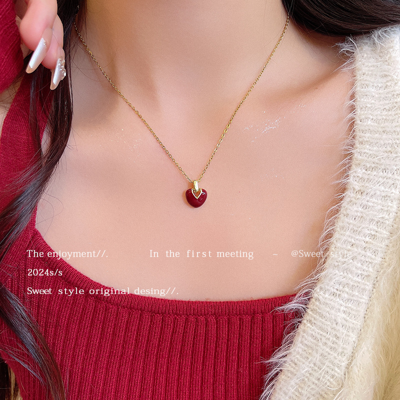 Ankela red drip glaze heart-shaped pendant titanium steel necklace for women, a high-end sweater chain for autumn and winter, versatile and stylish neck chain trend details Picture