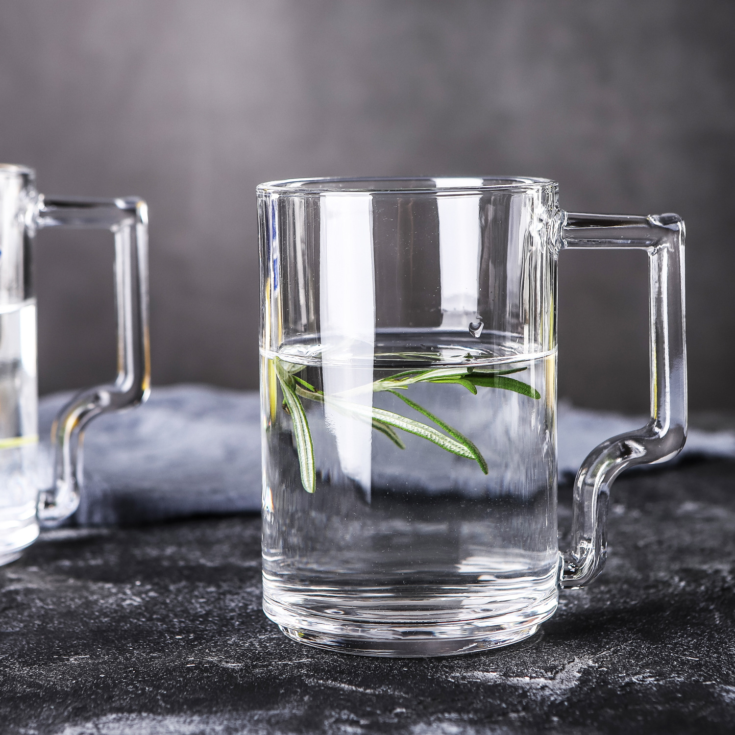 POUGINE crystal Creative Glass Cup, transparent handle cup, Beer mug, heat-resistant water cup, tea cup BJB525 full figure