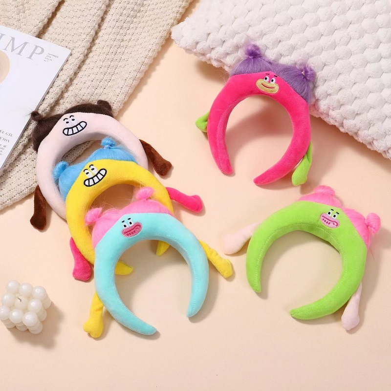 The 2023 new style of funny hair band and hair accessory for washing the face, the same cute cartoon style as the Internet celebrity, super cute and can be used to tie hair for girls details Picture