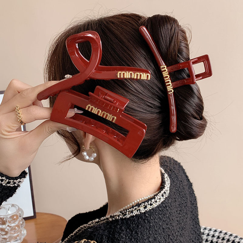 New Year retro large red grabber for women's back head updo shark clip 2024 New autumn and winter clip headwear Specification drawing