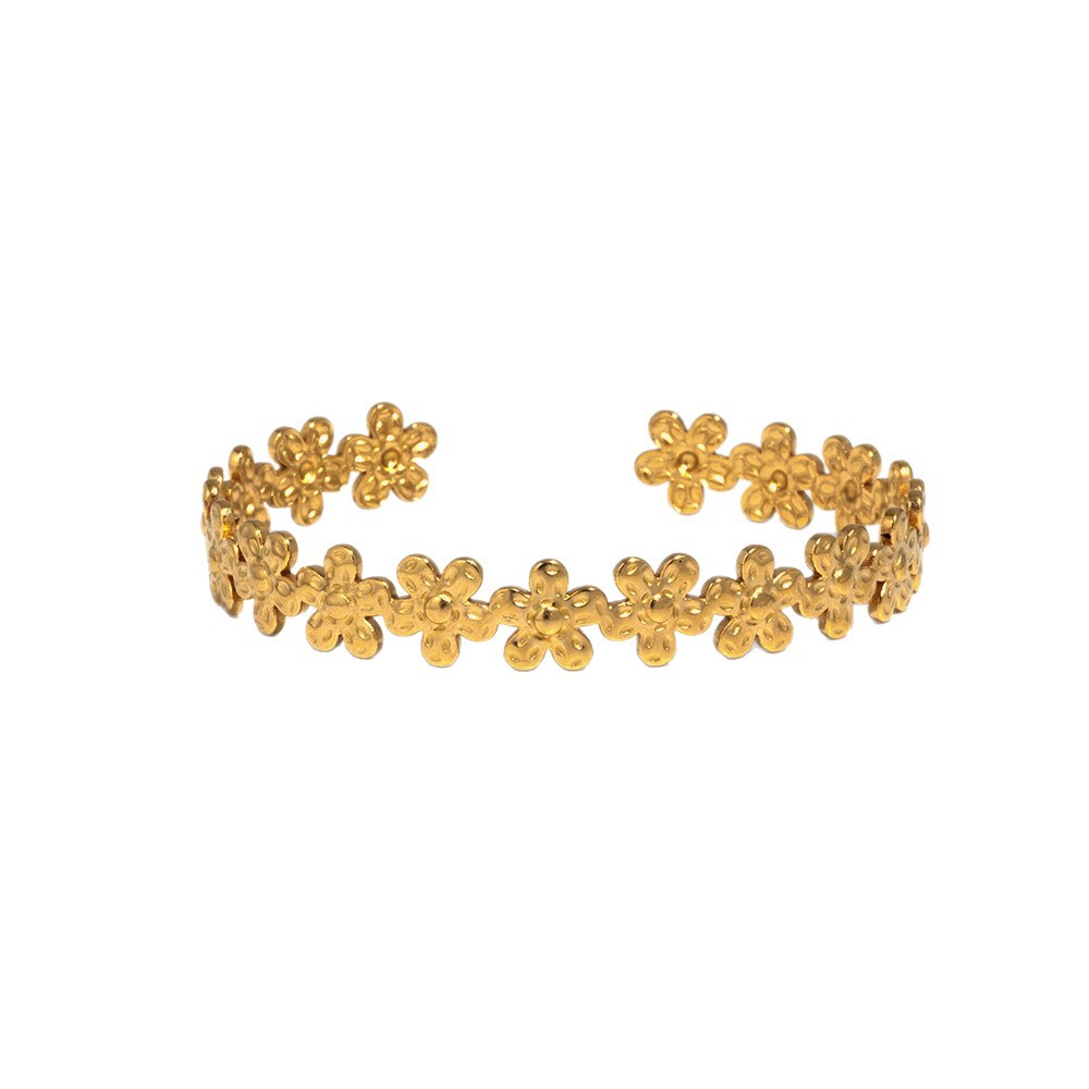 Cross-border flower stainless steel bracelet without color fading, Japanese and Korean fresh forest-style jewelry, open titanium steel bracelet wholesale for women Item Picture