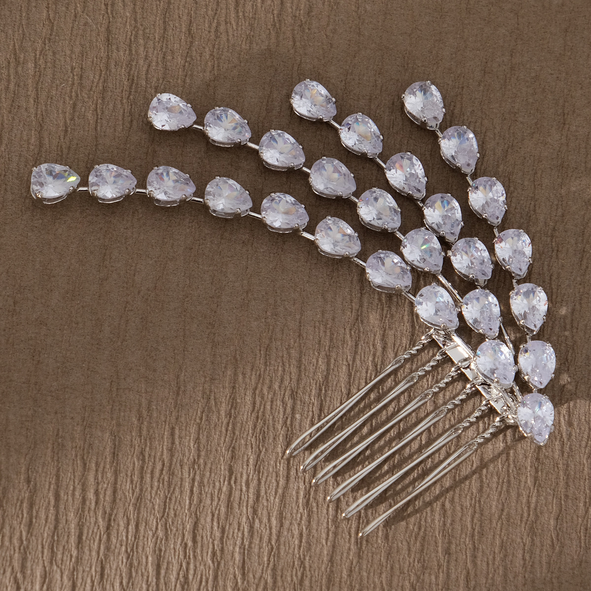 New European and American bridal headwear, zircon hair comb, high-end and versatile wedding accessory, crystal zircon hair bun comb for women Specification drawing