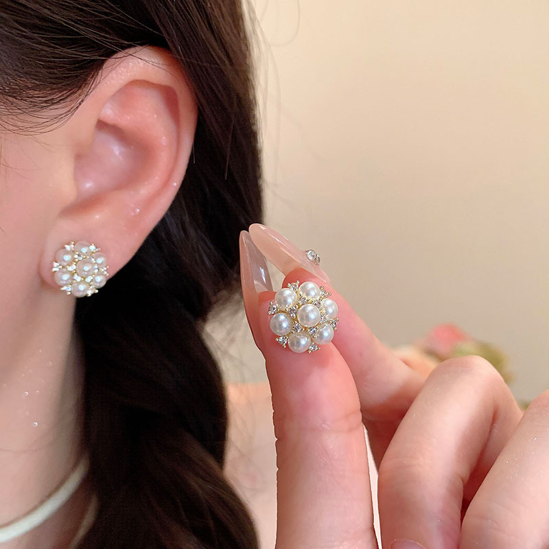 New Zircon sparkling pearl stud earrings, light luxury flower ball and diamond-encrusted flower earrings, Chanel style three-dimensional sparkling diamond earrings for women details Picture
