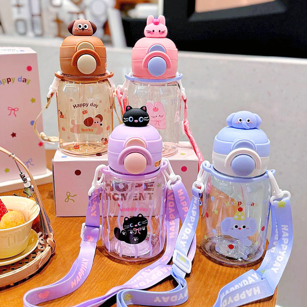 New cute children's plastic cups, adorable cartoon dolls, double-drinking straw cups, portable and anti-drop student slanting water cups Application Scenario