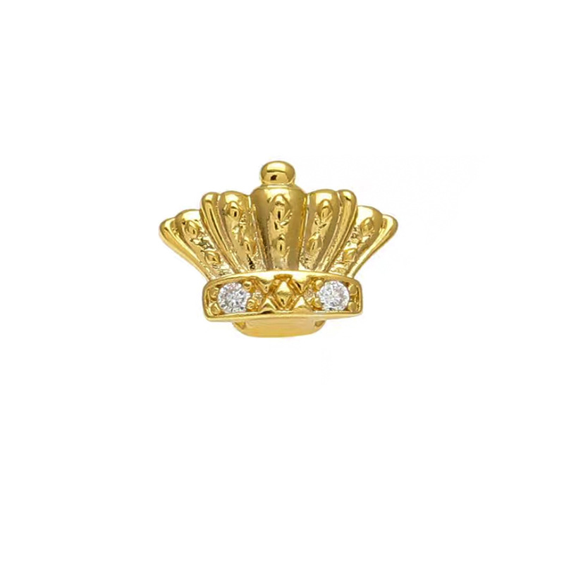 18k single ins hollowed-out braces, Halloween hip-hop costume braces, gold-plated crown heart-shaped grenade braces Application Scenario