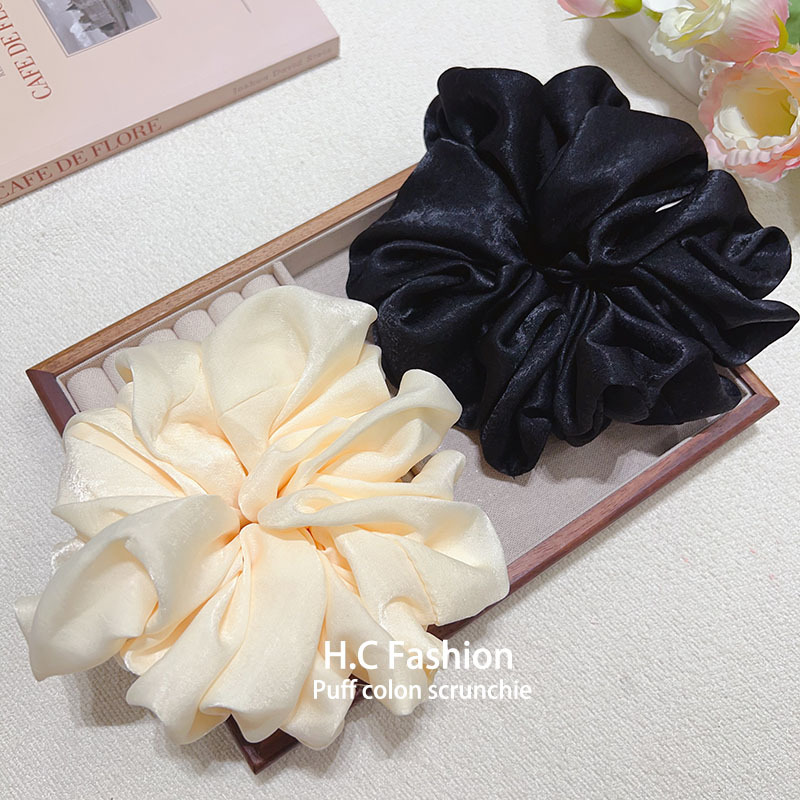 Korean high-end, sweet, large intestine hair band, laid-back style for women, low bun, ponytail, versatile hair tie and headwear details Picture