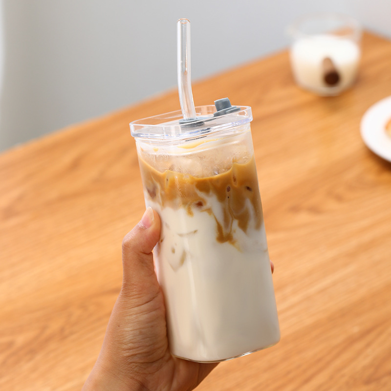 High borosilicate glass water cup, high-temperature resistant household straw, juice and milk cup, square glass cup with handle Application Scenario