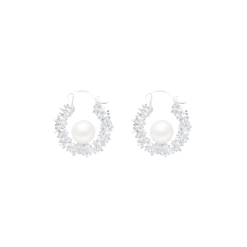 Silver pearl stud earrings, feminine, lightweight, luxurious and high-end niche earrings, 2025 new bestseller earrings wholesale Item Picture