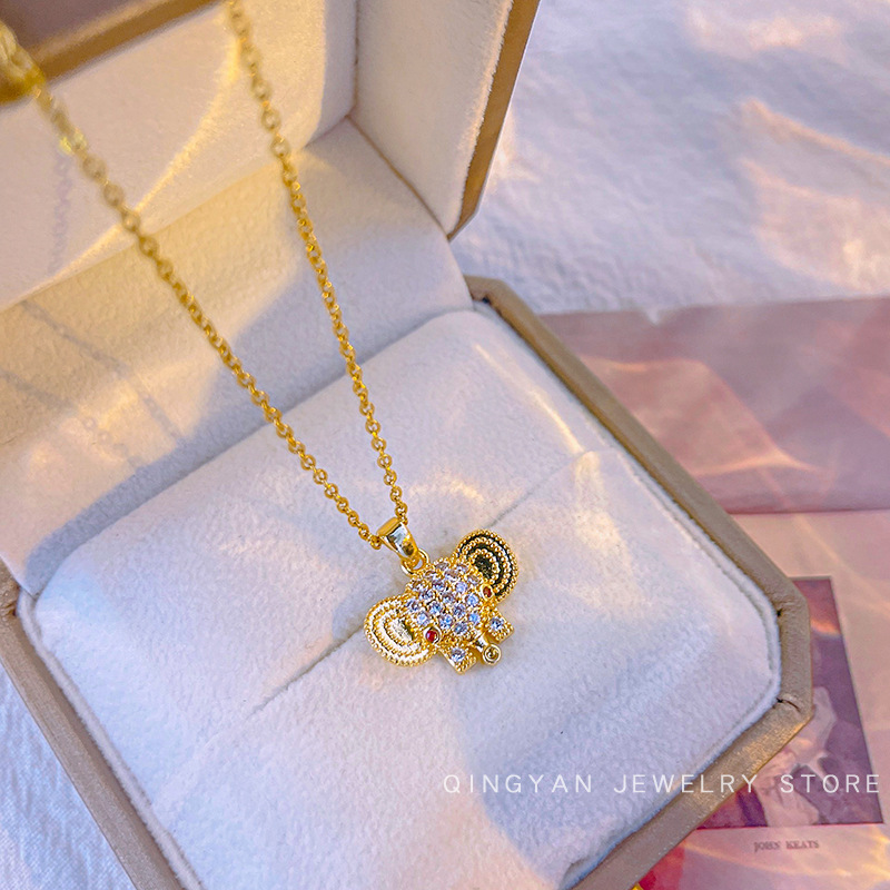 Korean style, light luxury, auspicious little elephant pendant, titanium steel necklace, women's niche design sense, versatile collarbone chain accessory full figure