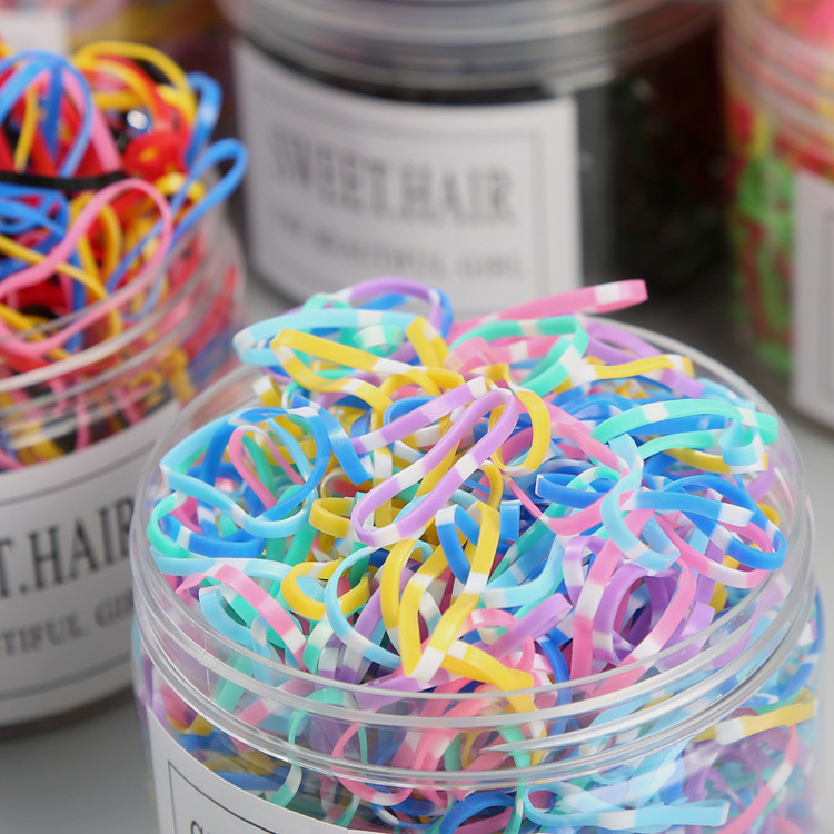 500-piece children's hair band, disposable rubber band, strong pulling, no breakage, no damage to hair, thick black and colorful baby headband Application Scenario