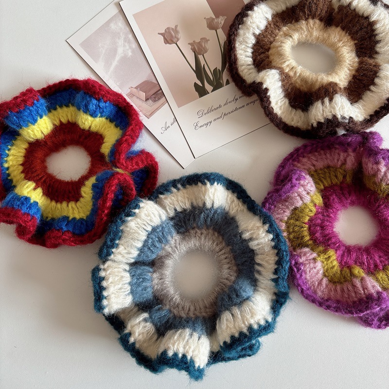 Autumn and winter handcrafted woolen pleated hair bands in rainbow colors, versatile and high-end hair accessories, simple hair ties, Korean-style headwear for women full figure