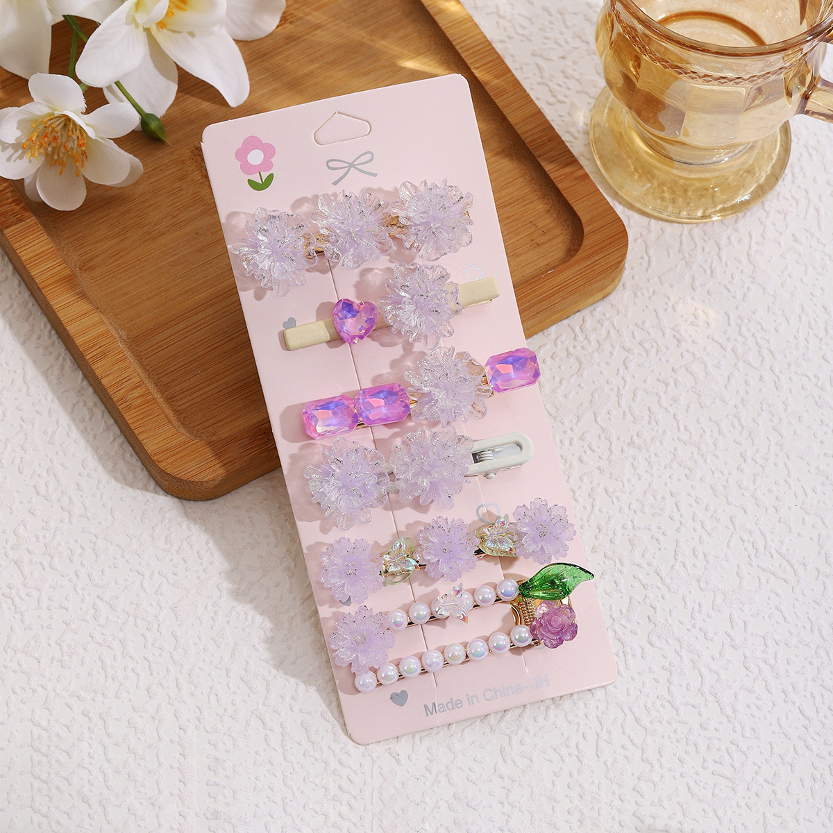 Early spring sweet flower hair clips, duckbill clips, side high-end hair clips, bangs, side clips, broken hair clips, headwear and hair accessories Application Scenario