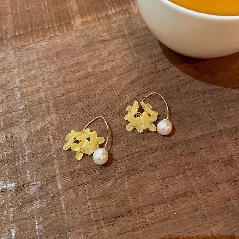 Super fairy osmanthus pearl earrings for women, spring, fresh and sweet style earrings, niche design, light luxury style earrings Specification drawing