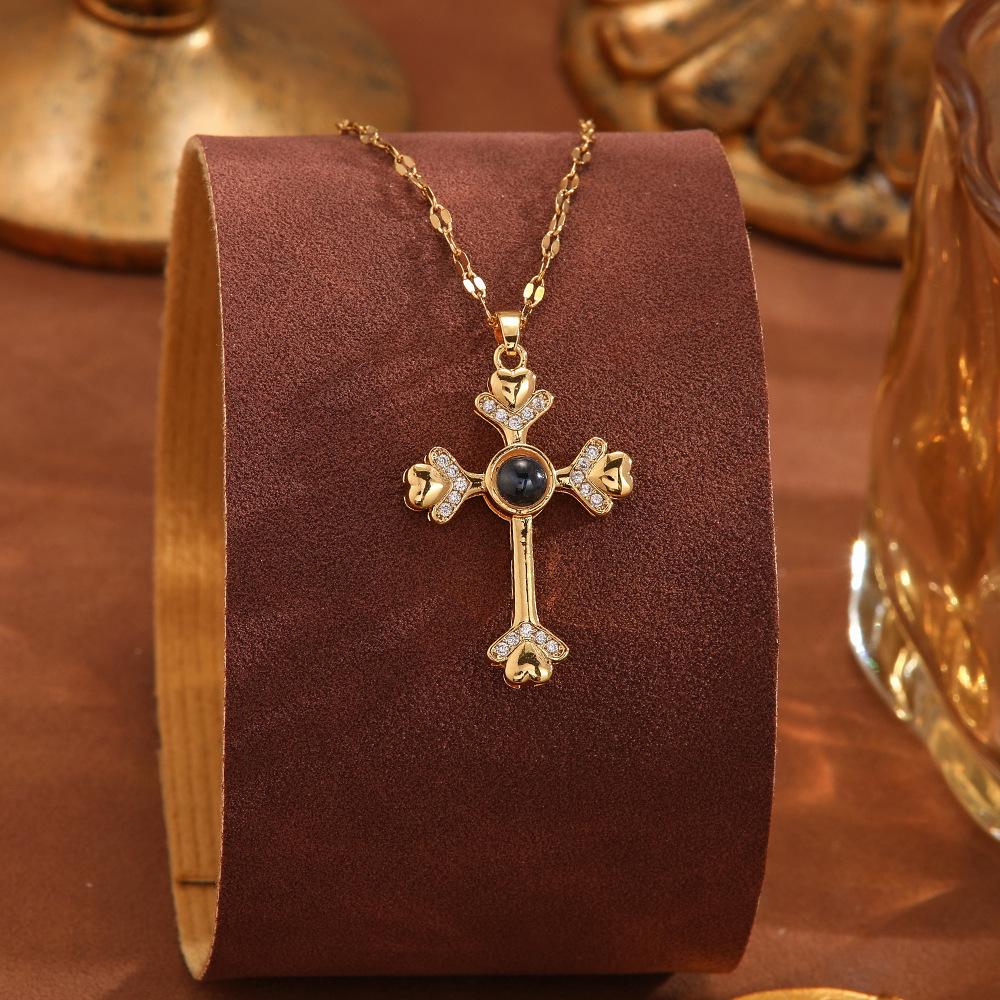 Cross-border European and American fashion copper micro-inlaid 100 languages "I Love You" projection necklace pendant collarbone chain accessories wholesale details Picture