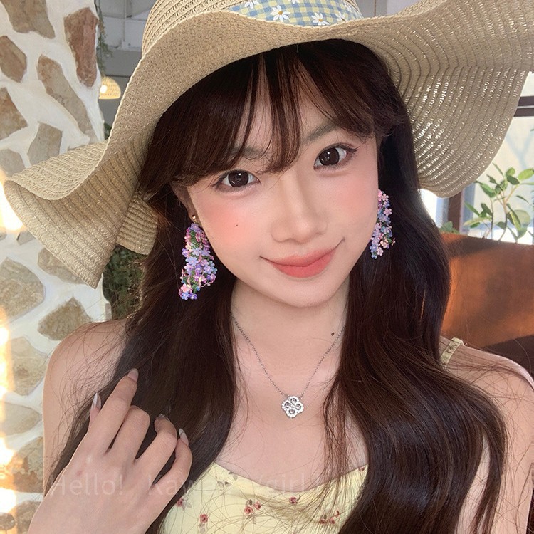 Super ethereal long tassel flower earrings, women's forest vacation style sequined floral stud earrings, wholesale of popular earrings Application Scenario