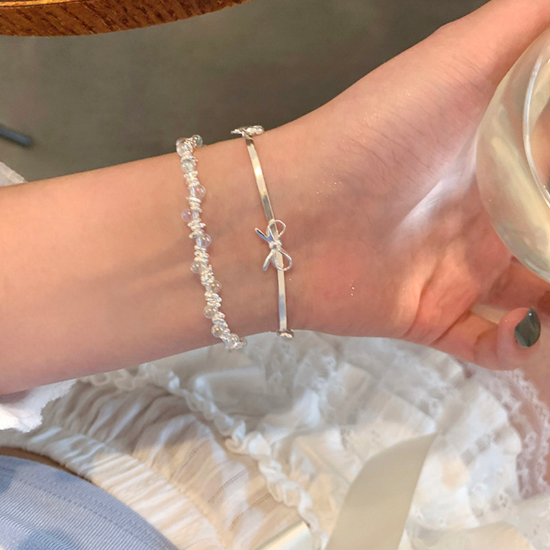 Silver bow snake bone chain necklace with a cold and cool female style, a niche design with a high-end feel, a collarbone chain, and a versatile necklace accessory Specification drawing