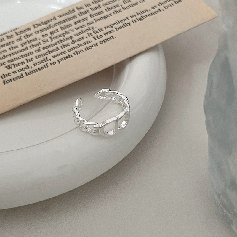 CD letter opening adjustable ring for women, a niche, light luxury and high-end feel, a high-end index finger ring for women in 2025 details Picture