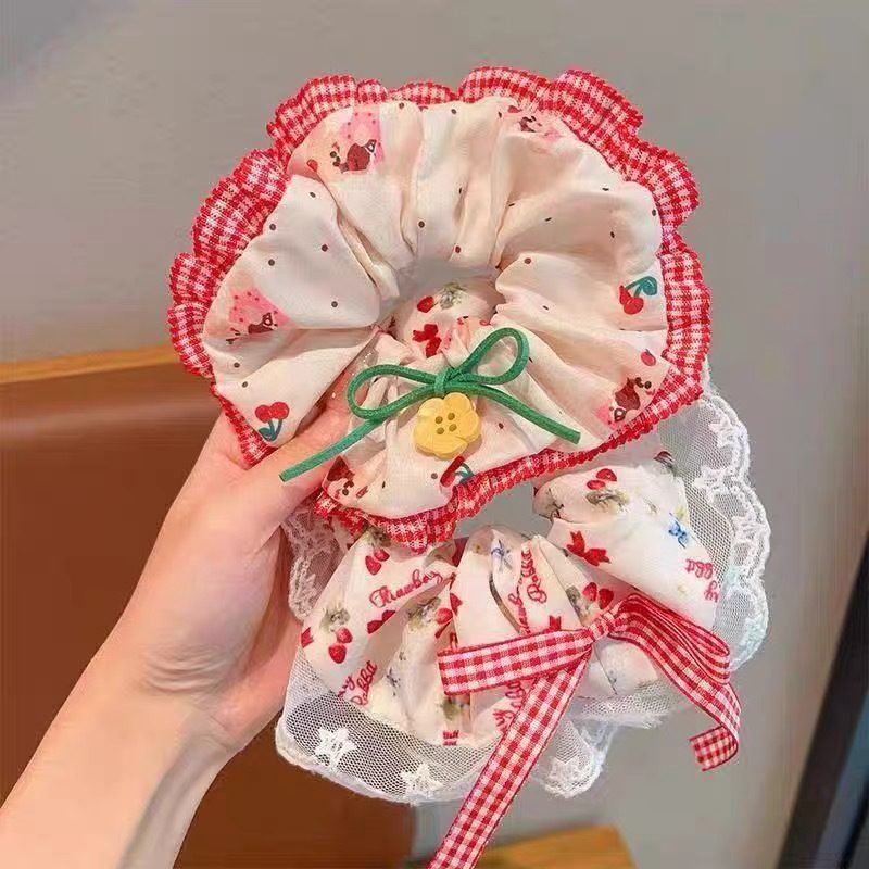 Cherry Bear! Forest-themed flower button lace edge large intestine hair band handmade hair accessory, red hair rope headwear hair accessory Specification drawing