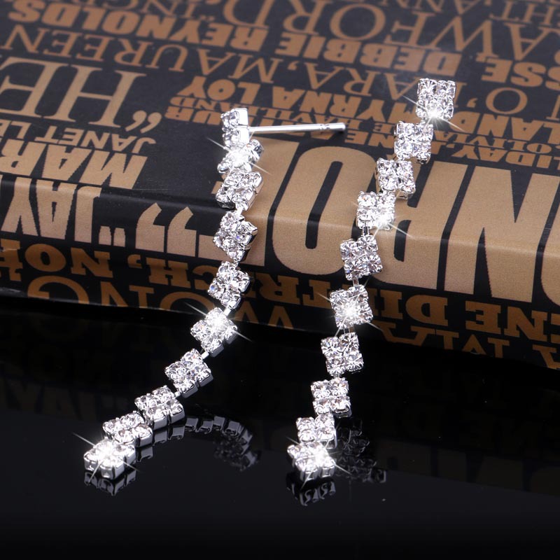 Korean-style water diamond bride bracelet earrings two-piece set, simple wedding dress accessories set, wedding accessories N5669 details Picture