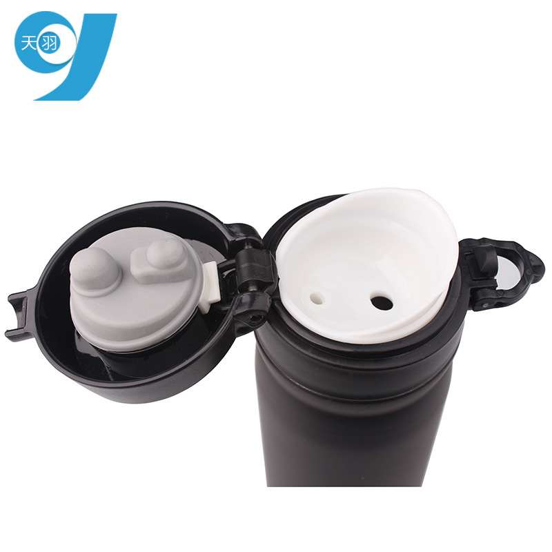 Factory direct supply of stainless steel insulated cups, tea cups, office and business car cups, bouncing cups, one-button lid opening sports water cups Application Scenario