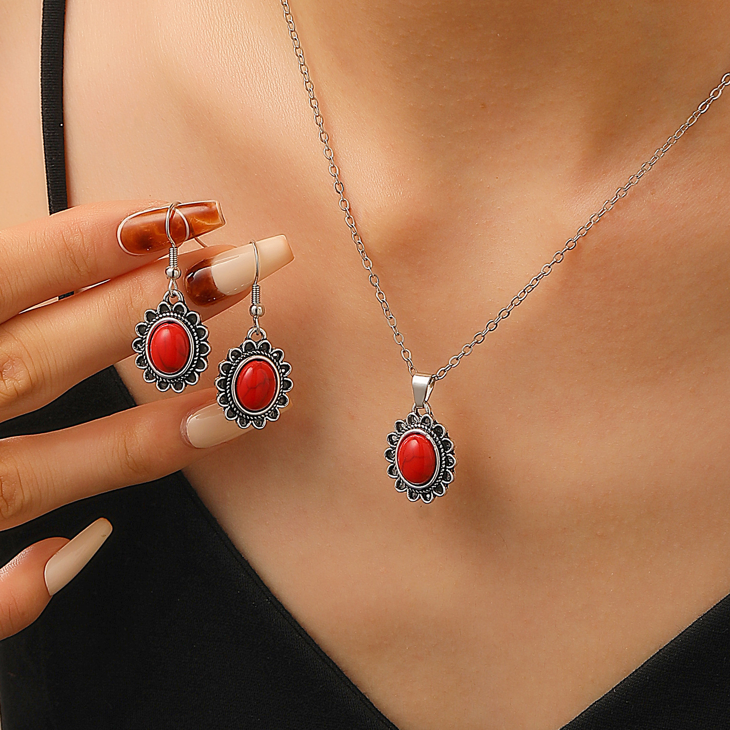 European and American retro Bohemian ethnic style teardrop earrings, necklaces, jewelry set, women's high-end fashion cross-border details Picture