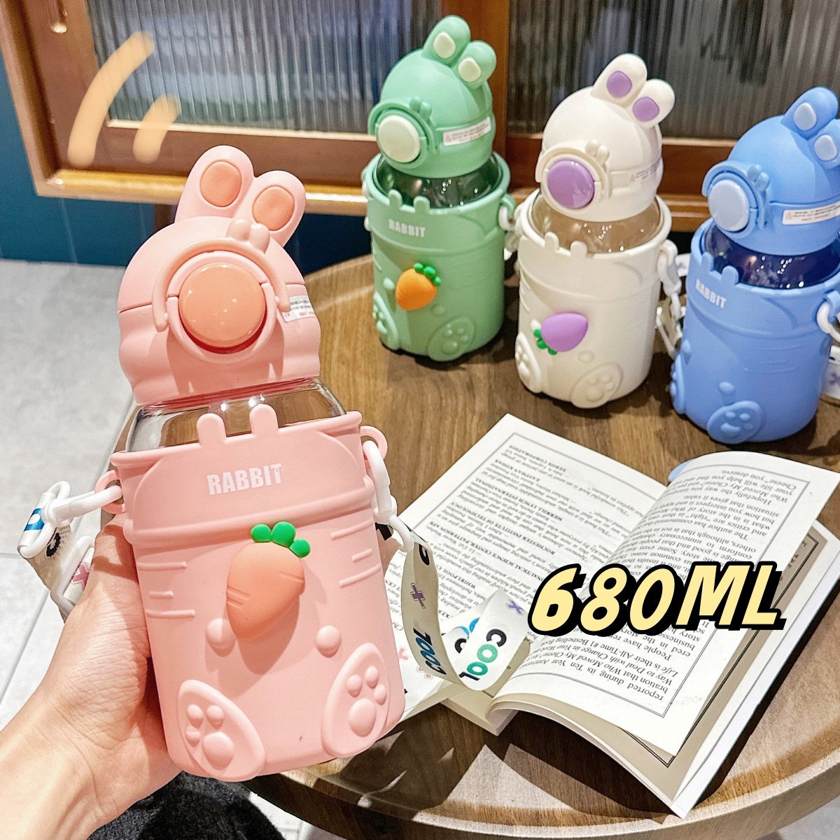The Tutu children's straw cup is cute and has a high level of appearance. It is a plastic cup for girls with a slanted span to prevent scalding. It is also a cup for kindergarten students to prevent dropping full figure