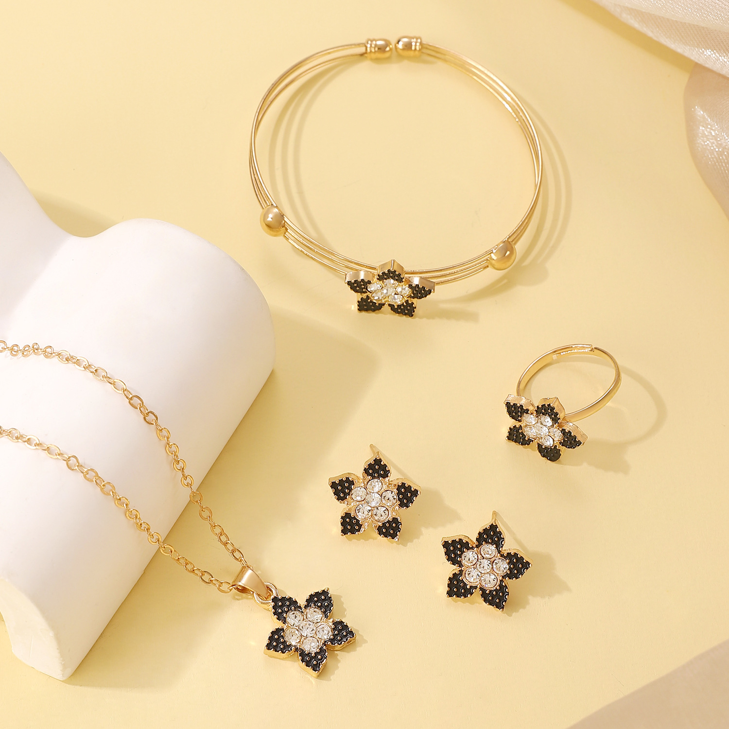 European and American exaggerated heart-shaped butterfly flower letter stud ring bracelet necklace jewelry set women's fashion four-piece set details Picture