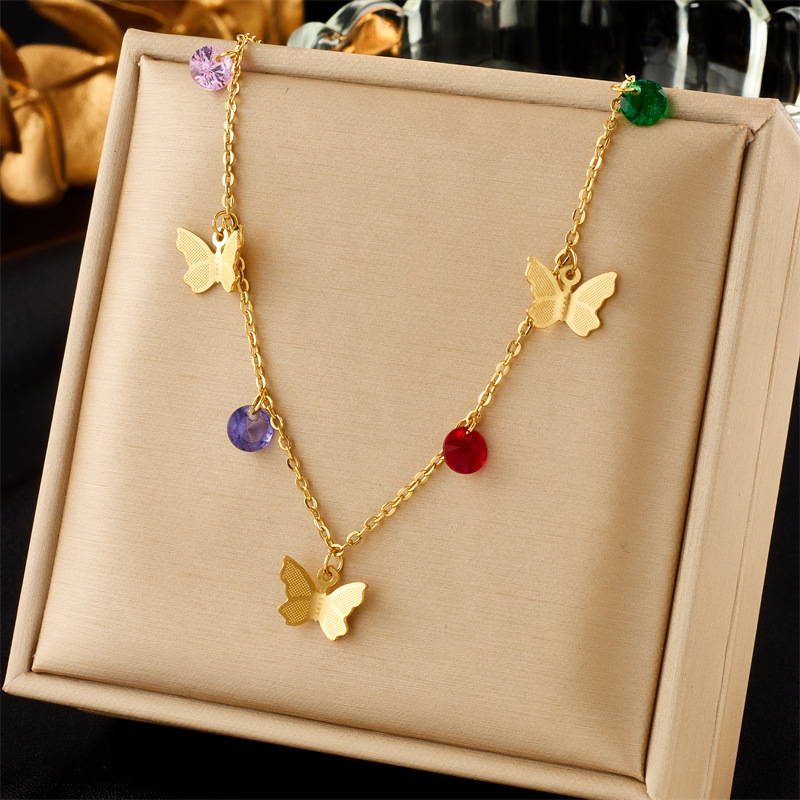 European and American fashion, niche, simple and retro, versatile three-dimensional butterfly-cut, colorful rhinestone pendant chain titanium steel necklace full figure