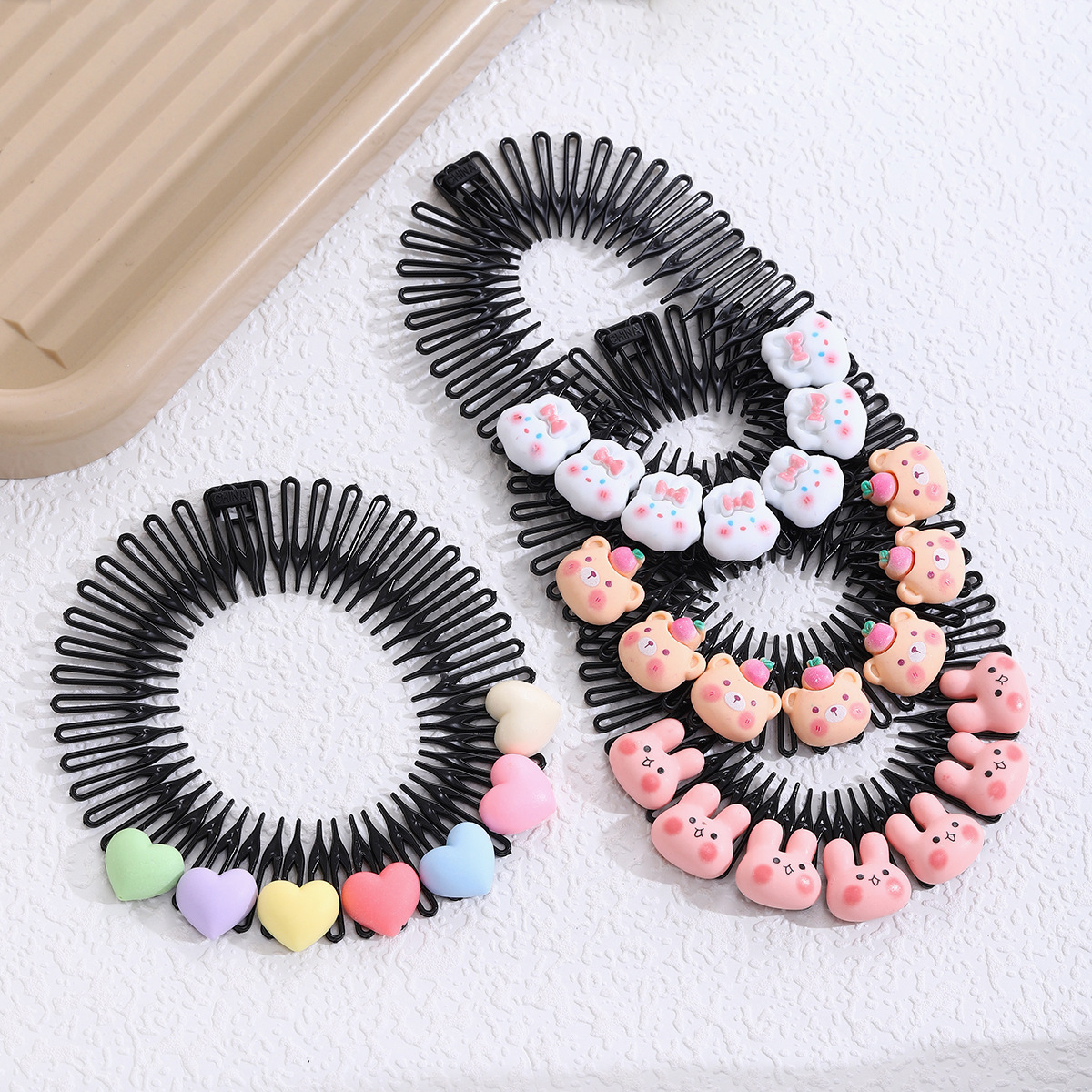 Children's hair clips, a magic tool for organizing broken hair on the forehead, bangs hair accessories, baby girl hair combs, and hair clips at the back of the baby's head Specification drawing