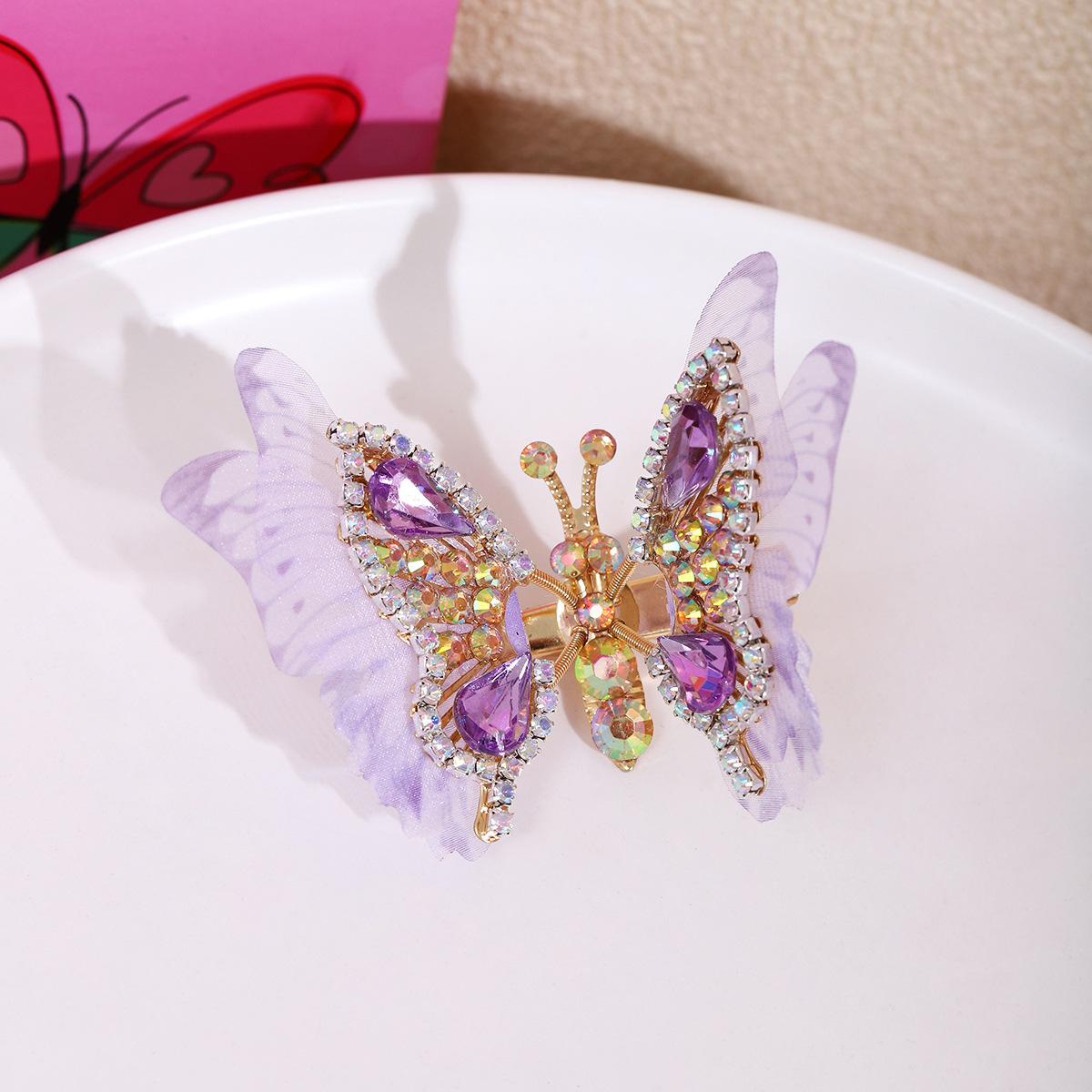 Children's bow, cute and moving butterfly hair clips, headwear clips, sweet bangs clips, little girl's broken hair clips Application Scenario