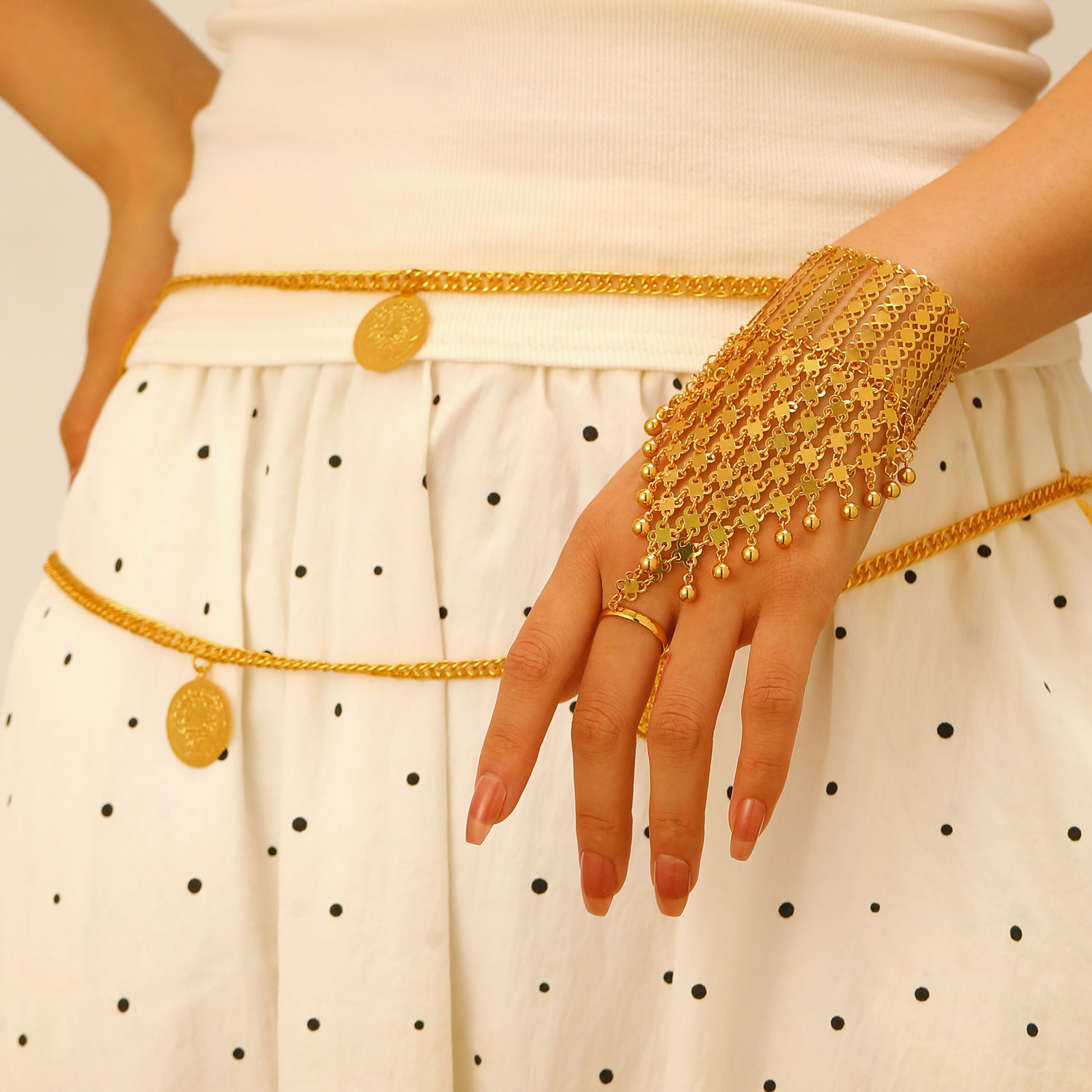 Cross-border retro Middle Eastern ethnic style stacked necklace, multi-layer heavy metal gold bracelet, back chain, waist chain and accessories details Picture