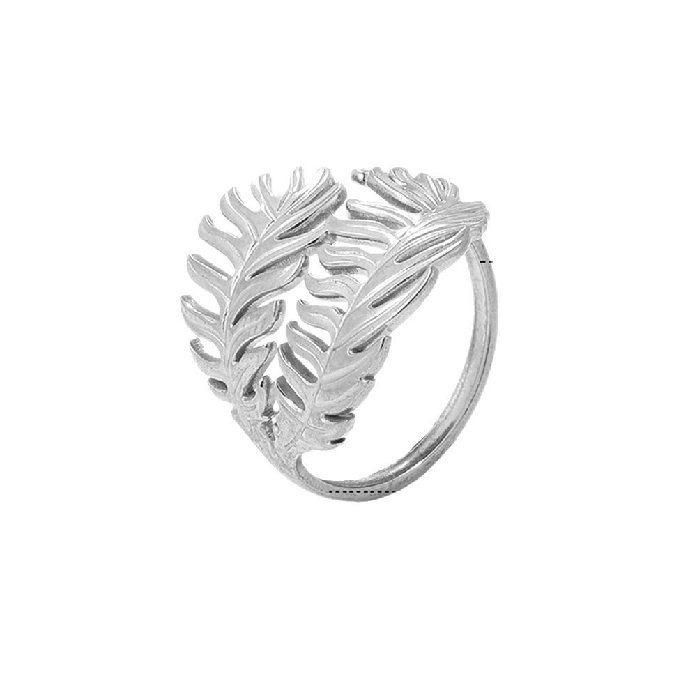 New titanium steel vacuum gold-plated ring for women, anti-color fading, cross-border bestseller, minimalist style, light luxury, niche high-end feel Item Picture
