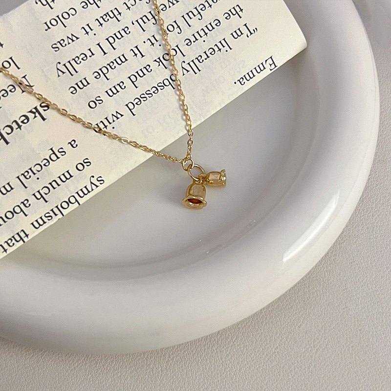 Super soothing, golden, gentle and elegant collarbone chain, original design, delicate floral lily of the valley small necklace pendant Specification drawing