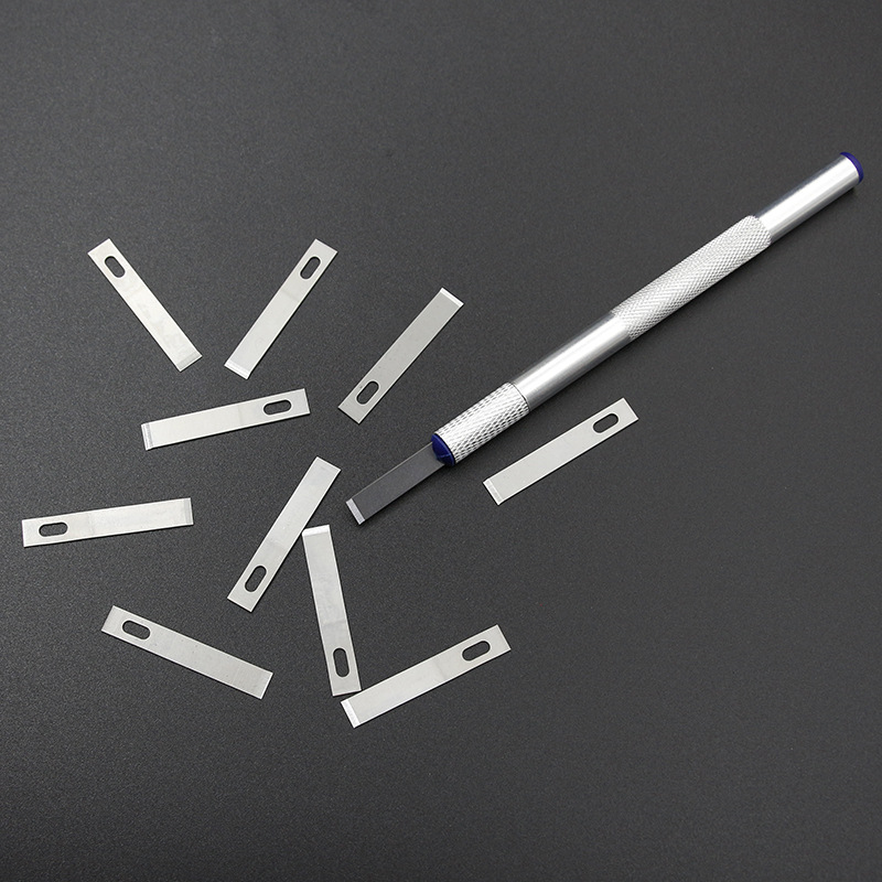 Mobile phone repair, Apple motherboard glass back cover glue removal, disassembly, screen replacement, glue scraping, glue removal, No. 4 blade, flat head engraving knife Application Scenario