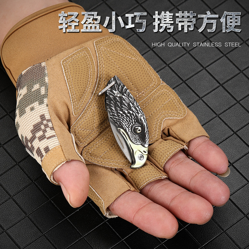 Outdoor D2 steel mini knife, wilderness survival folding knife, portable multi-purpose folding knife, new small knife from Yangjiang Application Scenario