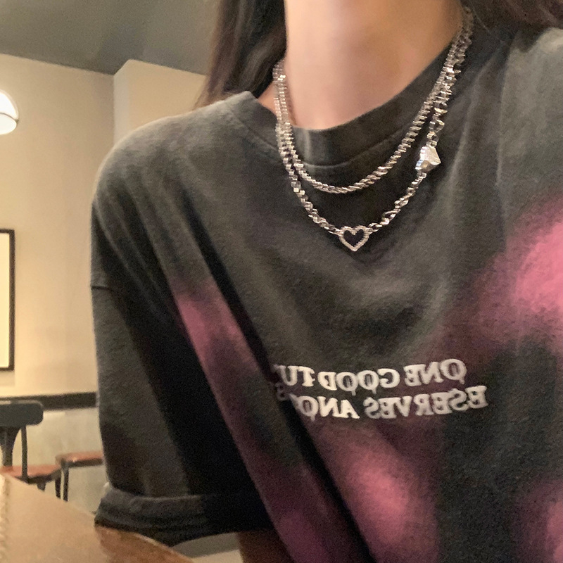 Love hoodie necklace, women's design sense, niche double-layer layered T-shirt chain, collarbone chain, sweet and cool accessory necklace full figure