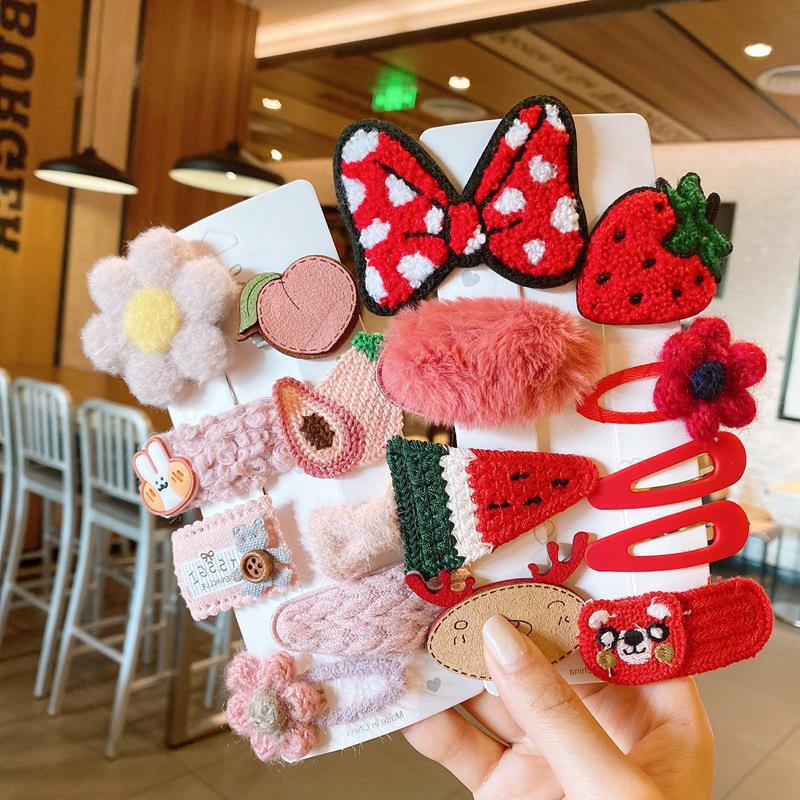 Children's hair clips, Korean baby hair clips, cute princess hair accessories, little girl headwear, girls' cartoon plush bb clips Application Scenario